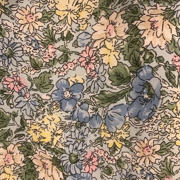 ASTR Wildflower Blue Multi Floral Midi Dress size Medium - Picture 6 of 11